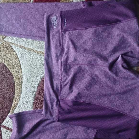 The North Face yoga pants XL - Picture 6 of 7